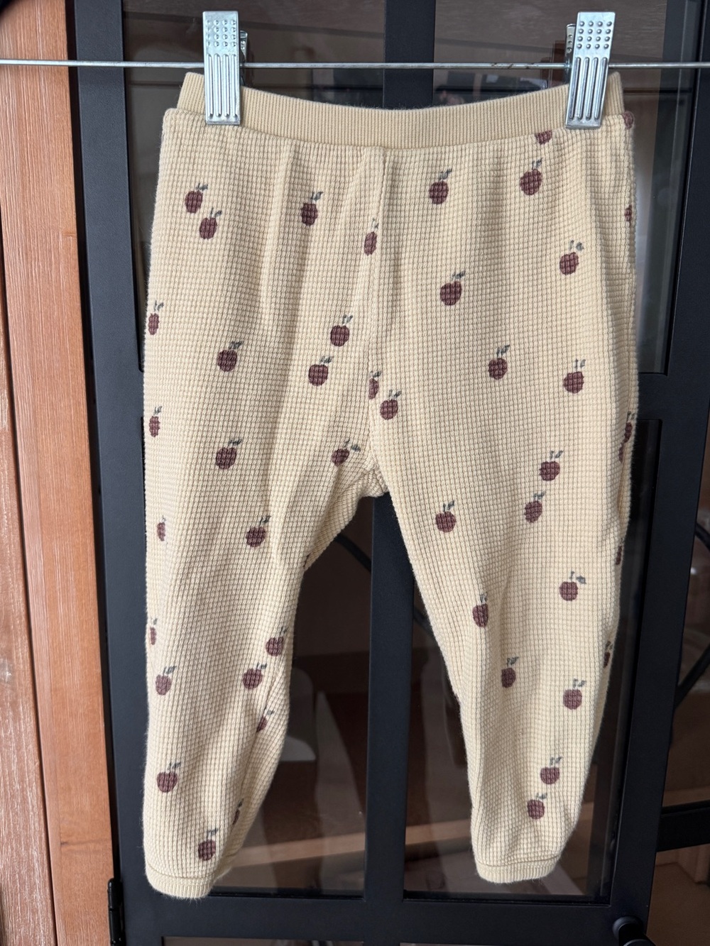 Quincy Mae waffle knit joggers sweatpants apples print baby toddler unisex fall